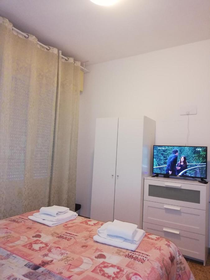 Pearl Pisa Guest House Room photo